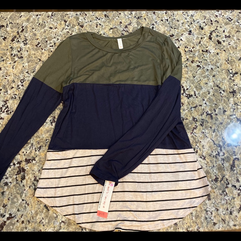 Block style long sleeve top